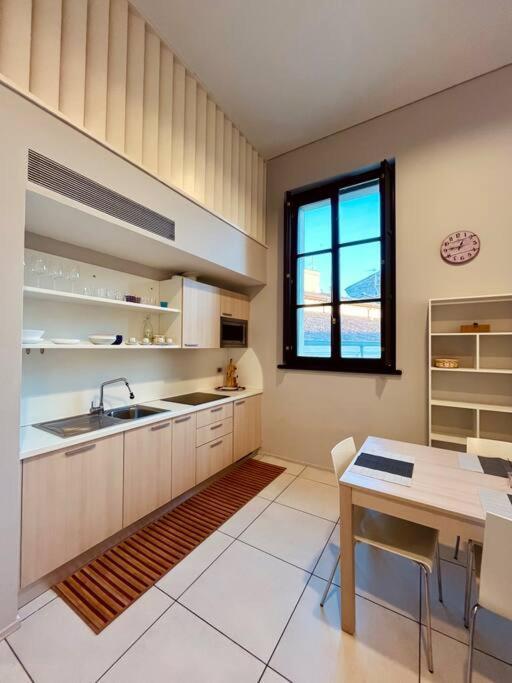 Apartamento Residenza Frattini By Almanova Residenze Mantua Exterior foto